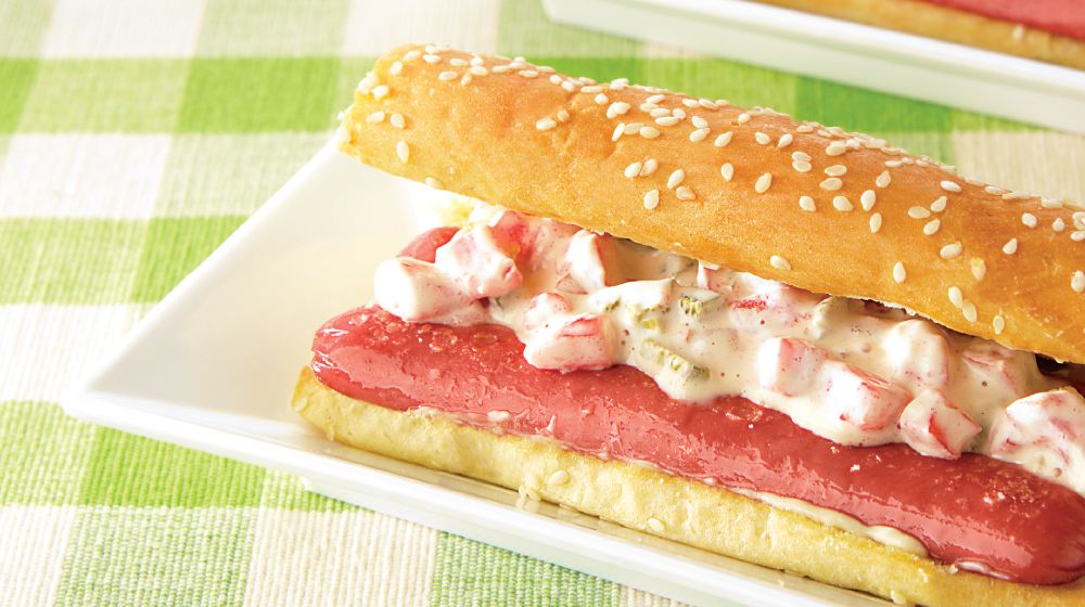 Hot dogs receta con aderezo de pepinillo muy fácil de preparar