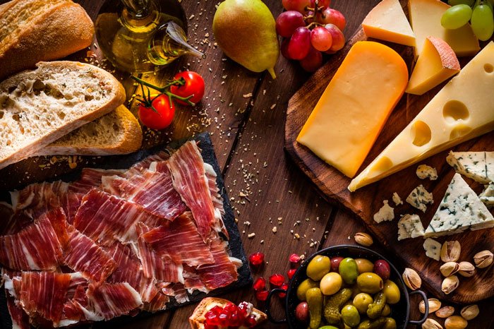 Quesos, embutidos y achuras: conozca el ranking de los alimentos más grasos - DrCormillot